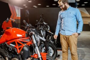 Como comprar moto por consórcio