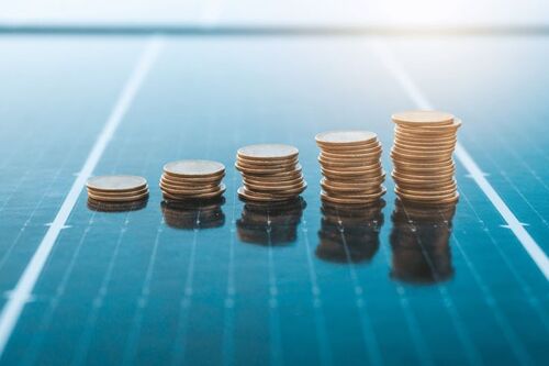 Posso instalar energia solar com consórcio e sem pagar juros?