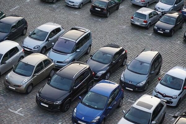 Por que o consórcio é melhor para quem busca carro seminovo e quer economizar?