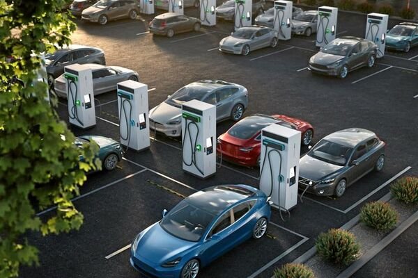 Se você pensa em investir no modelo de carro do futuro, entenda o consórcio de carros elétricos ou híbridos